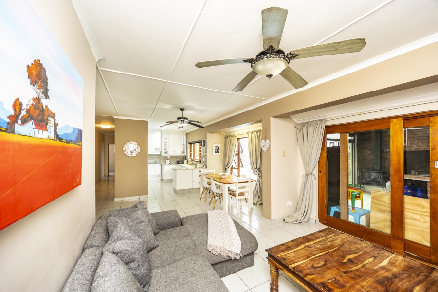 3 Bedroom Property for Sale in Beacon Bay North Eastern Cape